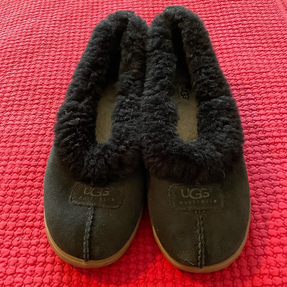 UGG slipper / shoes
